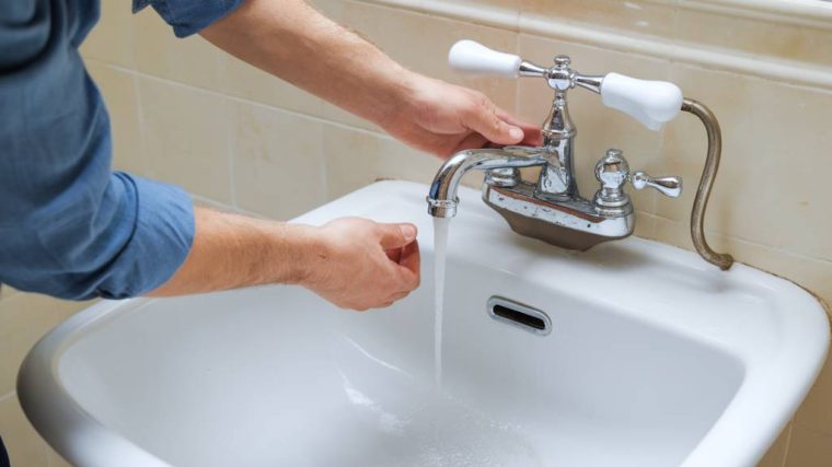 How to fix common plumbing issues without calling a plumber